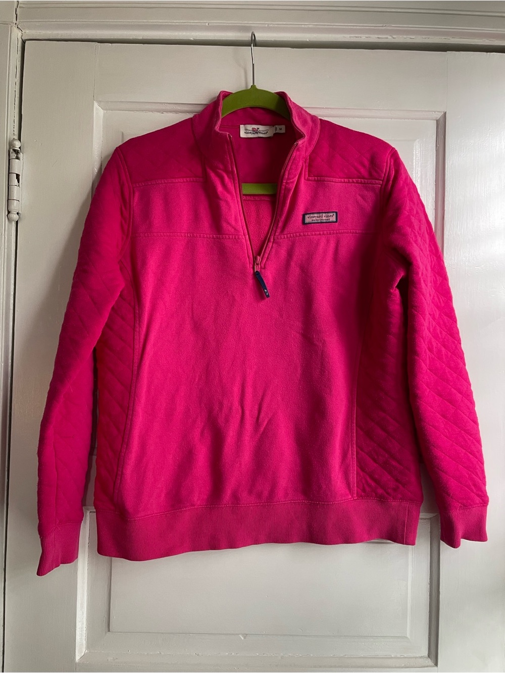 Vineyard Vines Women's Bright Pink Quilted Shoulder Shep Shirt Quarter-Zip Sz M